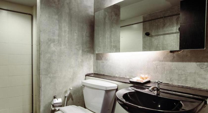 B2 Black Business And Budget Hotel Чиангмай Экстерьер фото